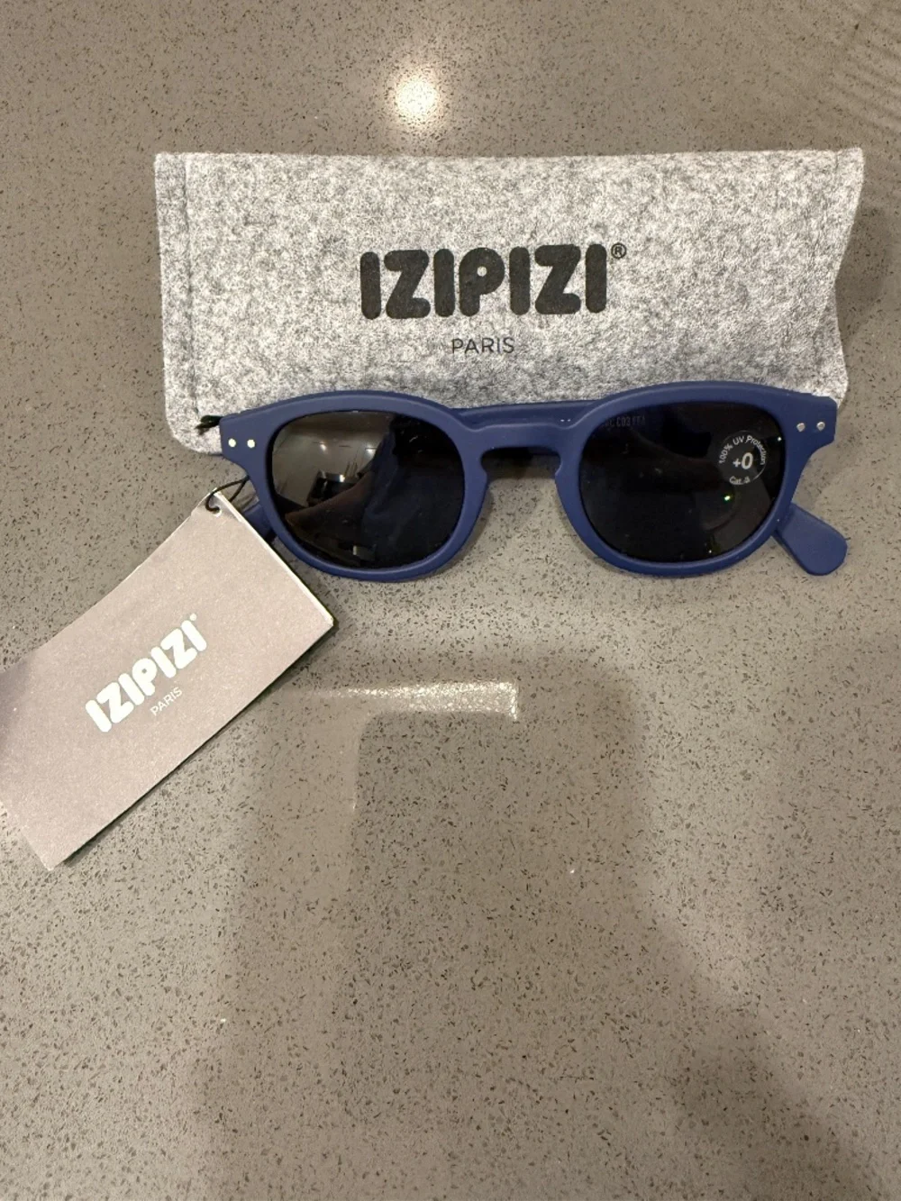 Izipizi #C navy blue glasses (NWT)